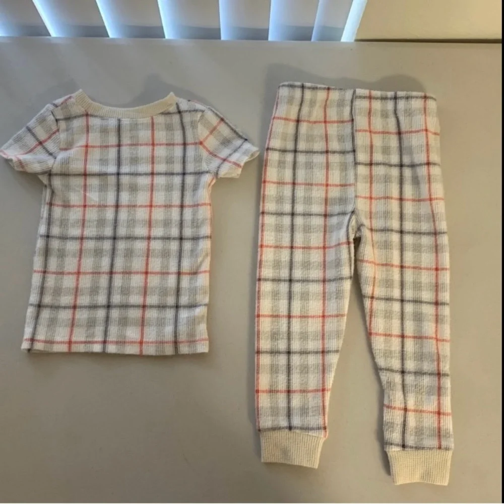 BearPaw Window Pane Plaid Waffle Knit Size 24 Months 2 PC Pajama Set Red Black